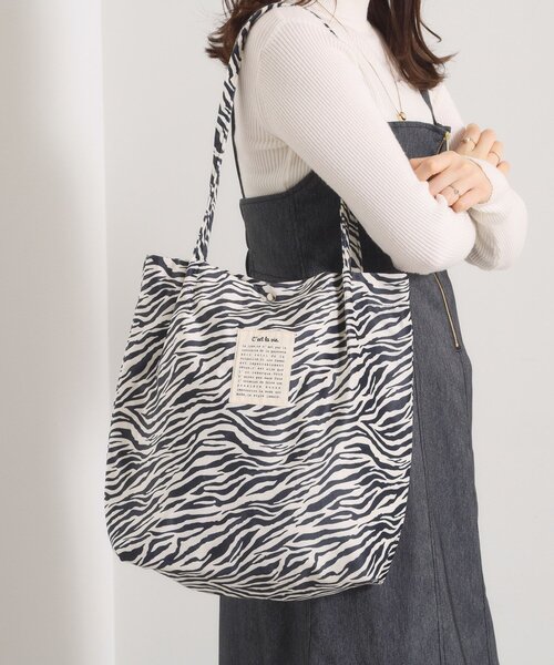 ITS'DEMO(イッツデモ)の「【A4対応】スエードハンドルタックトート(トートバッグ・レディース・ブラック/アイボリー/グレー/ピンク系/ブラック系・00)」の1枚目の写真