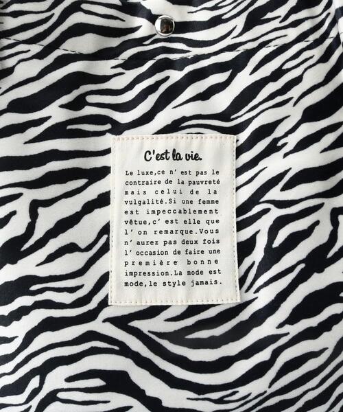 ITS'DEMO(イッツデモ)の「【A4対応】スエードハンドルタックトート(トートバッグ・レディース・ブラック/アイボリー/グレー/ピンク系/ブラック系・00)」の6枚目の写真