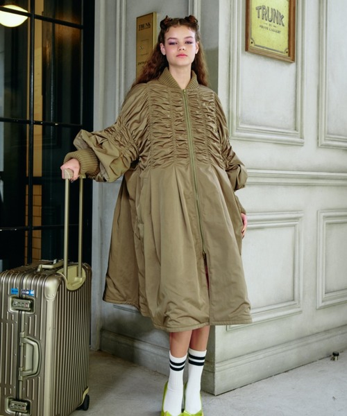 ANNA SUI NYC（アナ スイ エヌ ワイ シー）の「ロングMA-1コート（MA-1・レディース・カーキ/ブラック・FREE）」の16枚目の写真