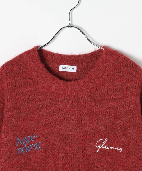 LEPSIM（レプシィム）の「3ゲージヴィンテージロゴプルオーバー　587869（ニット/セーター・レディース・ライトベージュ/レッド/イエロー/ネイビー・FREE）」の6枚目の写真