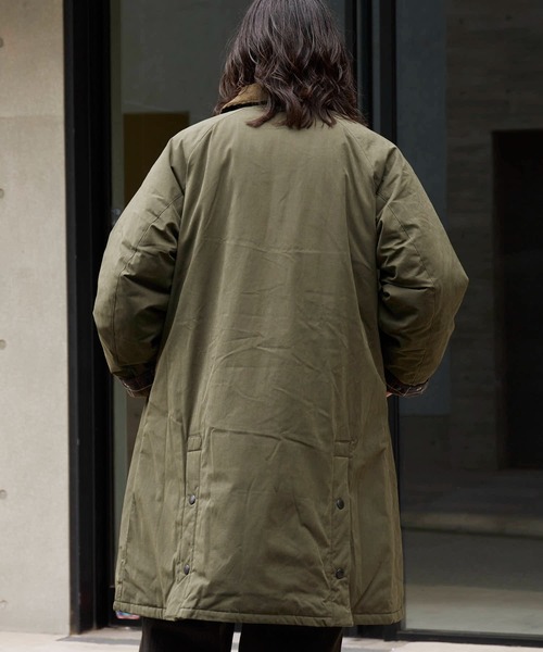 Barbour（バブアー）の「Barbour/バブア― PADDED EXMOOR COAT 中綿入り ラグランスリーブ パデッド エクスモア コート（ダウンジャケット/コート・メンズ・オリーブ/ブラック/ライトベージュ・40/38/36）」の18枚目の写真