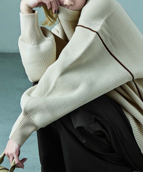 Fashion Letter(ファッションレター)の「ダンボールニット ボリューム袖 コクーンニット(ニット/セーター・レディース・アイボリー/ブラック/グレー・M)」の1枚目の写真