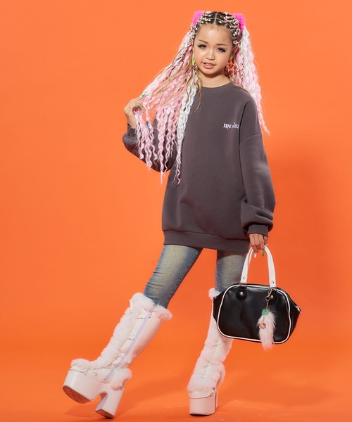 meJane(ミージェーン)の「HELLO KITTY×mejaneコラボ しっぽチャーム(チャーム・キッズ・ブルー/パープル/ブラウン系/ピンク/ホワイト・FREE)」の6枚目の写真