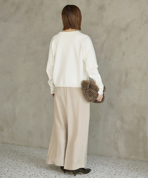 IENA（イエナ）の「《追加》スーパーファインスムースクルーカーディガン（カーディガン/ボレロ・レディース・チョコ/アイボリー/レッド・FREE）」の15枚目の写真