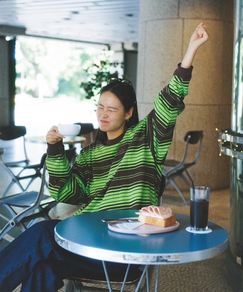 ＪＵＧＬＡＮＳ（ユグランス）の「田中シェン ボーダー天竺ロンT（Tシャツ/カットソー・レディース・ネイビー/ブラウン・ONE SIZE）」の4枚目の写真