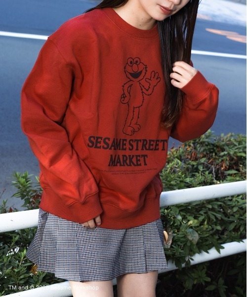 SESAME STREET(セサミストリート)の「【VINTAGE SKETCH】裏毛プルオーバー(スウェット・レディース・ライトブルー/ネイビー/パープル/レッド/グリーン・M/L)」の19枚目の写真