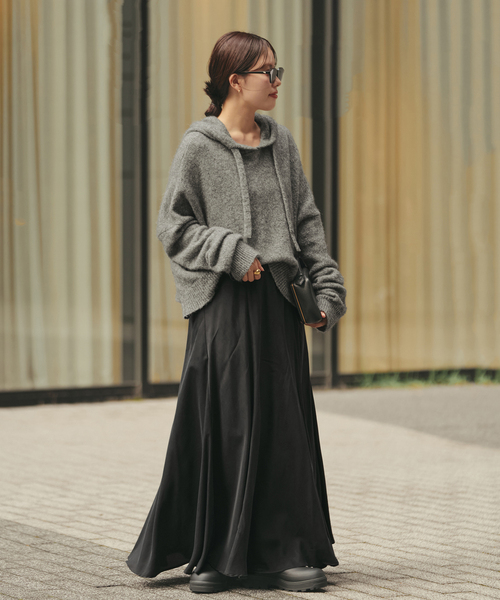 plage(プラージュ)の「ROBERTO COLLINA / ロベルトコリーナ 別注 HOODIE プルオーバー(ニット/セーター・レディース・ブラウン系その他/グレー・FREE)」の13枚目の写真