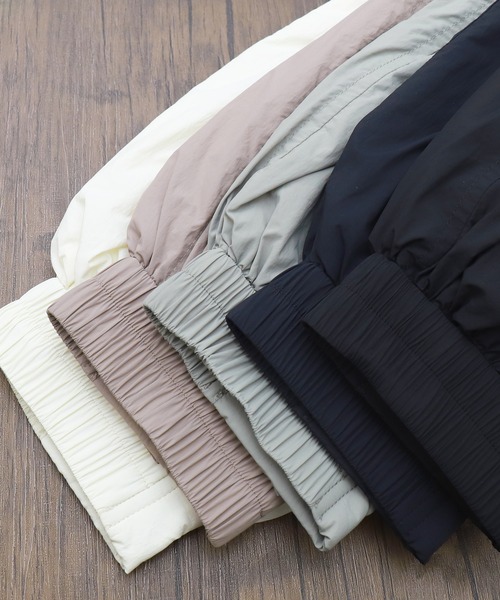 libelle more(リベル モア)の「【高機能中綿】サーモアリーナ (THERMO ARENA)蓄熱ボリュームコート(ダウンジャケット/コート・レディース・アイボリー/ブラック/オリーブ/ネイビー/モカ・M)」の21枚目の写真