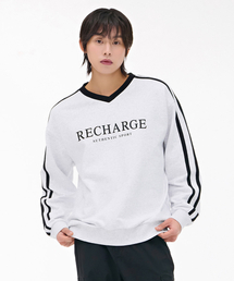 CHASECULT（チェイスカルト）の「Men's Tape Color Block V-Neck Man to Man T-Shirt - Light Grey（スウェット・メンズ）」