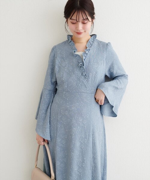 natural couture(ナチュラルクチュール)の「〈osono〉観劇ワンピース(ワンピース・レディース・オフホワイト/ブラック/サックスブルー・FREE/LARGE)」の3枚目の写真