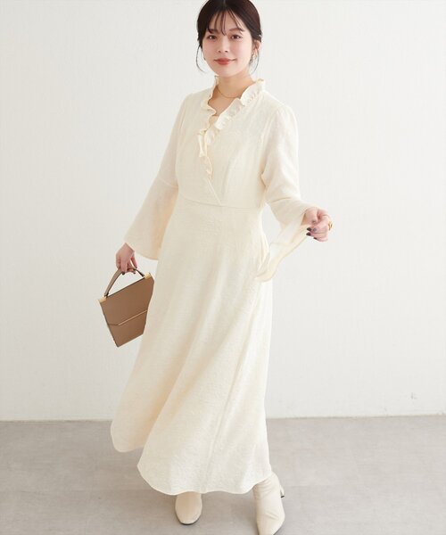 natural couture(ナチュラルクチュール)の「〈osono〉観劇ワンピース(ワンピース・レディース・オフホワイト/ブラック/サックスブルー・FREE/LARGE)」の17枚目の写真