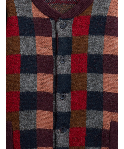 GAP(ギャップ)の「ふわもこ リラックスフィット ニットカーディガン(カーディガン/ボレロ・メンズ・ワイン・M/L/S/XL/XS)」の4枚目の写真