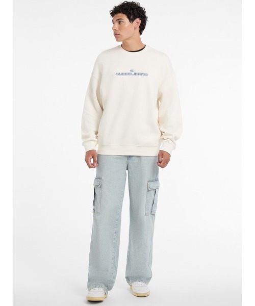 GUESS JEANS（ゲスジーンズ）の「GUESS JEANS Os Active Logo Crewneck スウェット（スウェット・メンズ・ブラック/ホワイト・MEDIUM/SMALL/LARGE/X-LARGE）」の4枚目の写真
