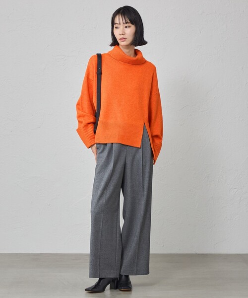 CAST:(キャストコロン)の「【着回し抜群】スリットディテールニット(ニット/セーター・レディース・レッド/オフホワイト/グレー/ブラック・M)」の9枚目の写真