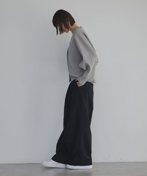 GARAGE OF GOOD CLOTHING（ガレージオブグッドクロージング）の「Vネック畔編みフォルムカーデ（カーディガン/ボレロ・レディース・ライトグレー/アイボリー・FREE）」の7枚目の写真