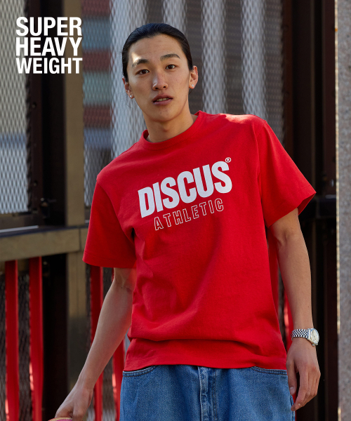 DISCUS ATHLETIC(ディスカス アスレチック)の「スーパーヘビーウェイトレギュラーフィットレターロゴTシャツレッド(Tシャツ/カットソー・レディース・その他・MEDIUM/X-LARGE/LARGE)」の6枚目の写真