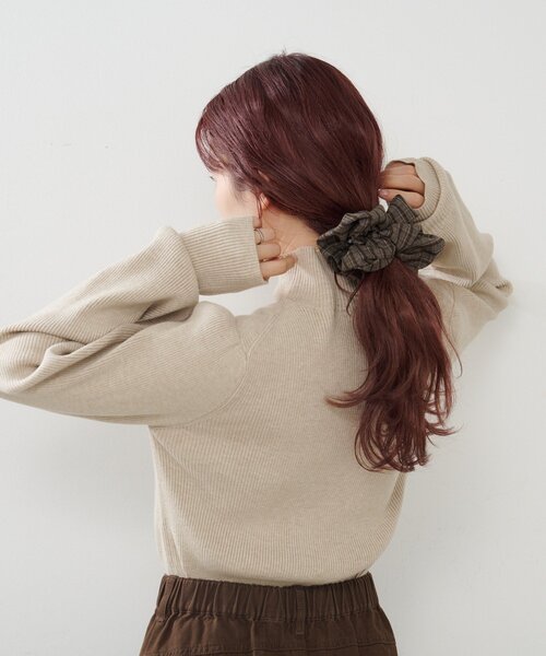 Kastane（カスタネ）の「【fiw.】チェックシュシュ（シュシュ・レディース・ダークグリーン/ブラウン/ネイビー・FREE）」の9枚目の写真