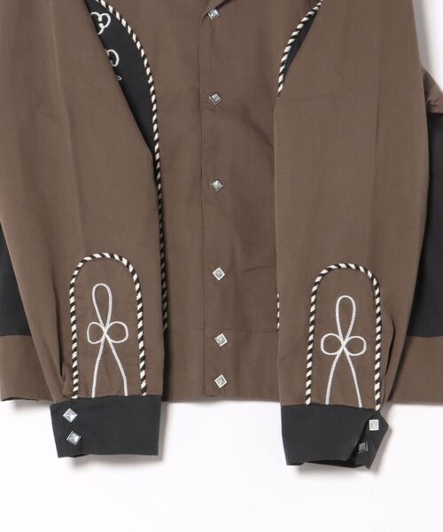 KRIFF MAYER（クリフメイヤー）の「スーベニア刺繍ウエスタンジャケット（その他アウター・メンズ・モカ/ブラック/アイボリー・LARGE/MEDIUM/X-LARGE）」の5枚目の写真