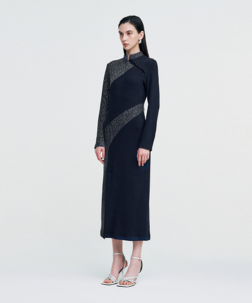KIMZISU(キムジス)の「Melange Rib Panelled Long Dress _ NAVY(ワンピース・レディース・ネイビー・FREE)」の2枚目の写真