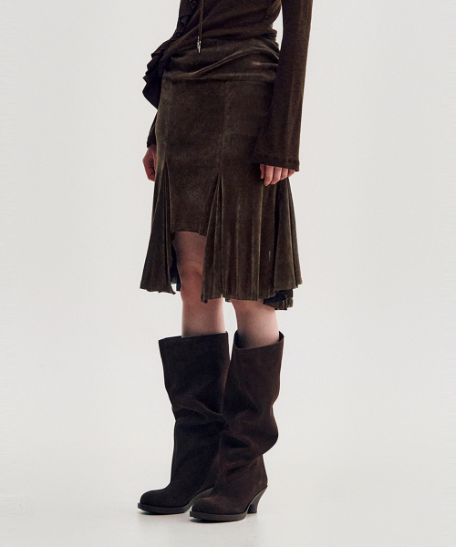 KIMZISU(キムジス)の「Velvet Jersey Gored Skirt _ BROWN(スカート・レディース・ブラウン・SMALL/MEDIUM)」の2枚目の写真