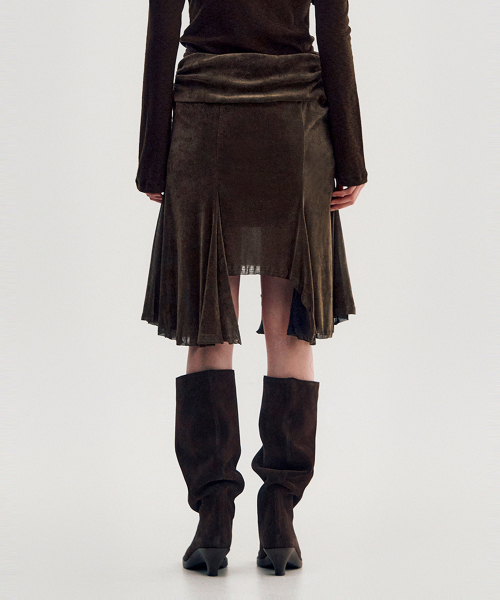 KIMZISU(キムジス)の「Velvet Jersey Gored Skirt _ BROWN(スカート・レディース・ブラウン・SMALL/MEDIUM)」の3枚目の写真