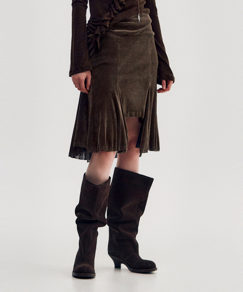 KIMZISU(キムジス)の「Velvet Jersey Gored Skirt _ BROWN(スカート・レディース・ブラウン・SMALL/MEDIUM)」の4枚目の写真