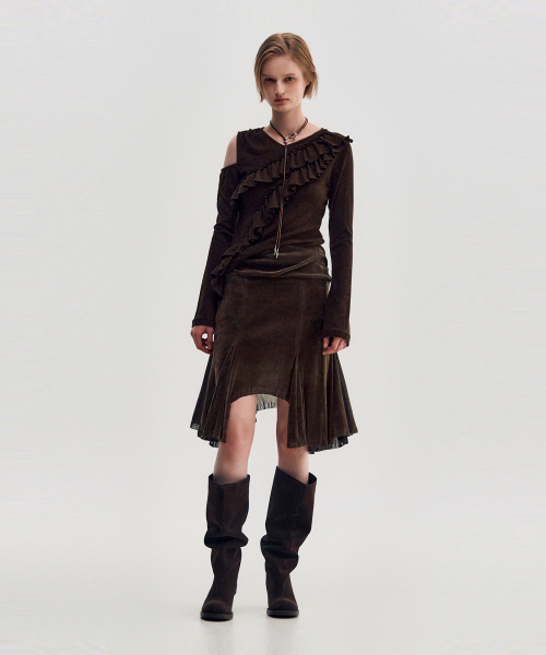 KIMZISU(キムジス)の「Velvet Jersey Gored Skirt _ BROWN(スカート・レディース・ブラウン・SMALL/MEDIUM)」の5枚目の写真