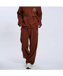 CLEVER FIELD（クレバーフィールド）の「フリースアウトドアセットアップパンツ_ブラウン（スウェットパンツ）」