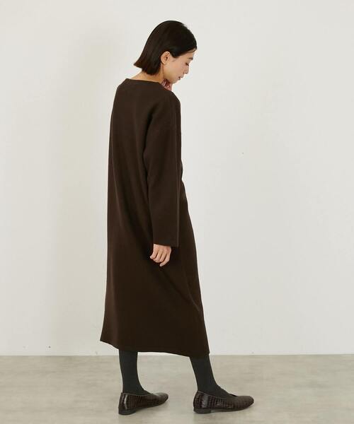 LOGEMENT DE CLAIRE(ロジュモンドクレール)の「【LOURMARIN】ボトルネックニットワンピース(ワンピース・レディース・ネイビー/キャメル/ブラウン・FREE)」の9枚目の写真
