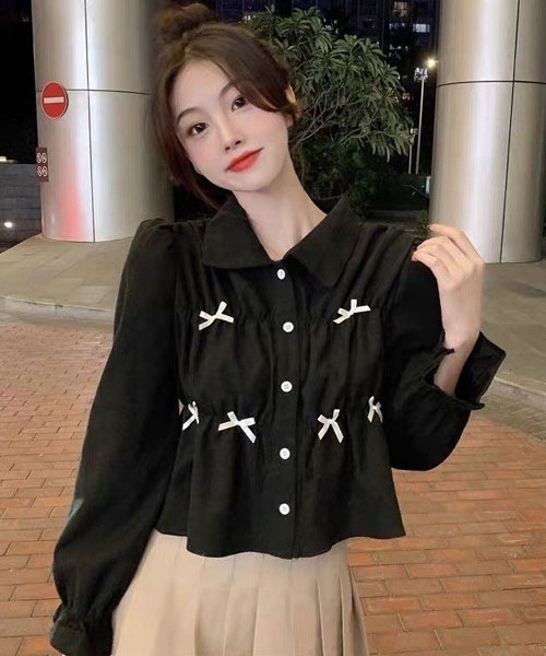 VIBGYOR Women（ヴィブジョー　ウィメン）の「【Mayree】リボン　シャーリングブラウス（シャツ/ブラウス・レディース・ブラック・X-LARGE/LARGE）」の2枚目の写真