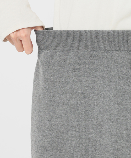 SLOBE IENA(スローブイエナ)の「《セットアップ対応可/WEB限定カラーあり/追加2》ミラノリブタイトスカート(スカート・レディース・グレー/ブラック/チャコールグレー・FREE)」の18枚目の写真