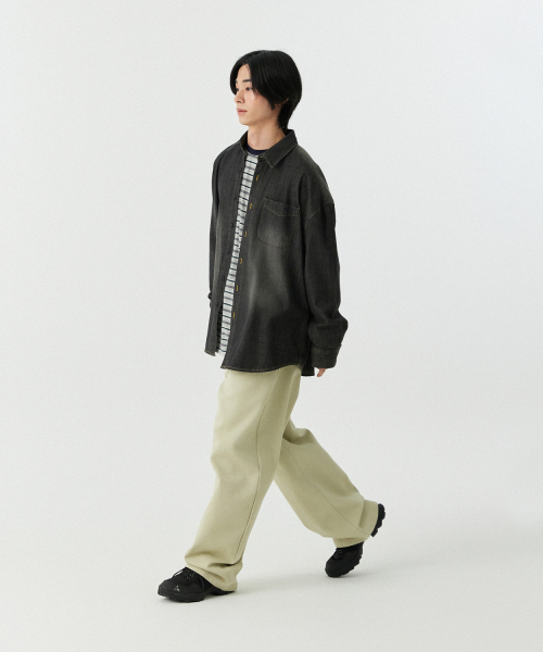 STENDS（ステンズ）の「[M~4XL] フェードウォッシングデニムシャツ_ブラック（シャツ/ブラウス・レディース・その他・LARGE/MEDIUM/XX-LARGE/XXX-LARGE）」の2枚目の写真
