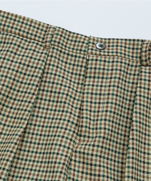 BELLIEF(ベリーフ)の「Gun club check Single Pleat banding chino (Check)_JAPAN FABRIC(その他パンツ・メンズ・その他・MEDIUM/LARGE/X-LARGE)」の2枚目の写真