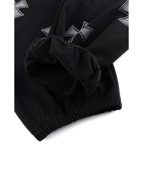 UNKNOWN LONDON（アンノウン・ロンドン）の「スエットパンツ｜Black x Silver Cross Rhinestone Jogger｜Unknown London（スウェットパンツ・メンズ・ブラック・MEDIUM/LARGE/X-LARGE/SMALL）」の7枚目の写真