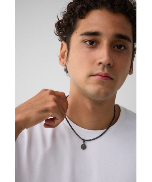 AZUL by moussy（アズールバイマウジー）の「ツイストチェーンコインネックレス（ネックレス・メンズ・ゴールド/ブラック/シルバー・FREE）」の5枚目の写真