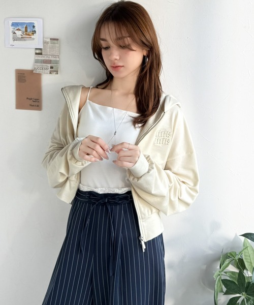 mily bilet(ミウィビレット)の「《9月中旬再入荷!予約受付中》【mily bilet】1枚は持っておきたい!垢抜け必至。胸元ワッペン付きダブルジップパーカー(長袖)(パーカー・レディース・オートミール/杢グレー/アイボリー/ブラック/ブラウン・X-LARGE/SMALL/MEDIUM/LARGE)」の13枚目の写真
