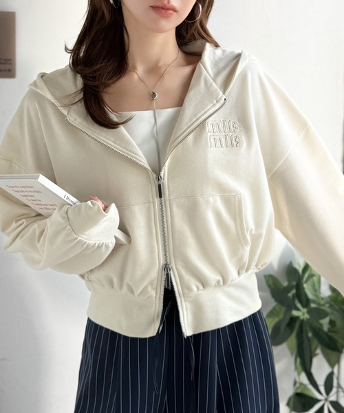 mily bilet(ミウィビレット)の「《9月中旬再入荷!予約受付中》【mily bilet】1枚は持っておきたい!垢抜け必至。胸元ワッペン付きダブルジップパーカー(長袖)(パーカー・レディース・オートミール/杢グレー/アイボリー/ブラック/ブラウン・X-LARGE/SMALL/MEDIUM/LARGE)」の11枚目の写真