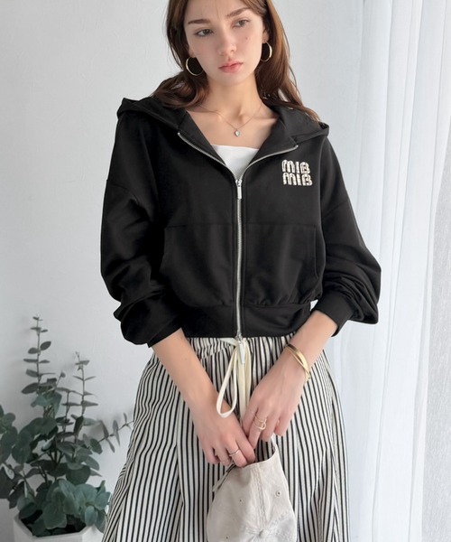 mily bilet(ミウィビレット)の「《9月中旬再入荷!予約受付中》【mily bilet】1枚は持っておきたい!垢抜け必至。胸元ワッペン付きダブルジップパーカー(長袖)(パーカー・レディース・オートミール/杢グレー/アイボリー/ブラック/ブラウン・X-LARGE/SMALL/MEDIUM/LARGE)」の19枚目の写真