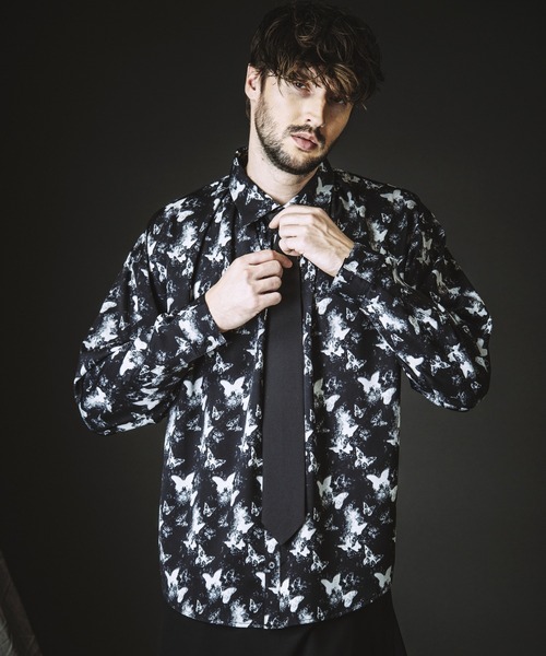 NO ID.（ノーアイディ）の「【NO ID.】Neck Gather Big Shirt with Tie / ネクタイ 付 ネック ギャザー ビッグ シャツ（シャツ/ブラウス・メンズ・ホワイト/ブラック・ONE SIZE）」の3枚目の写真