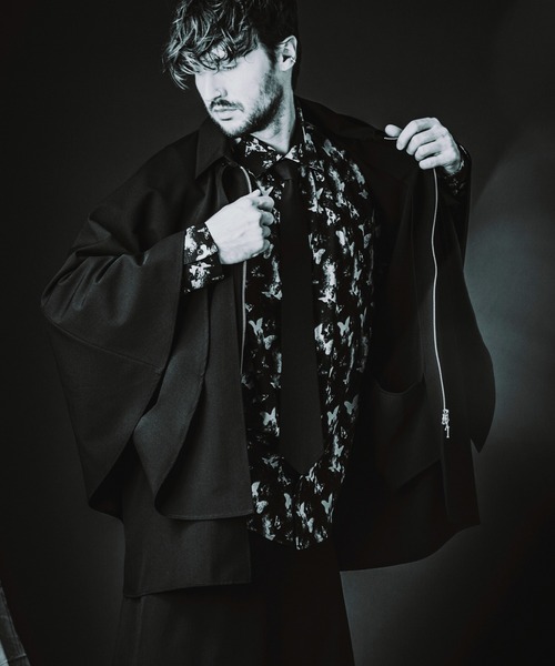 NO ID.（ノーアイディ）の「【NO ID.】Neck Gather Big Shirt with Tie / ネクタイ 付 ネック ギャザー ビッグ シャツ（シャツ/ブラウス・メンズ・ホワイト/ブラック・ONE SIZE）」の17枚目の写真