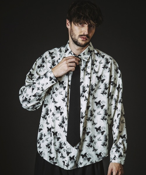 NO ID.（ノーアイディ）の「【NO ID.】Neck Gather Big Shirt with Tie / ネクタイ 付 ネック ギャザー ビッグ シャツ（シャツ/ブラウス・メンズ・ホワイト/ブラック・ONE SIZE）」の4枚目の写真