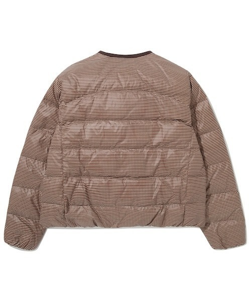 COVERNAT（カバーナット）の「RDS WOMEN'S COVERLITE CHECK PRINT COLLARLESS DOWN JUMPER（ダウンジャケット/コート・レディース・ブラウン・MEDIUM/SMALL）」の7枚目の写真