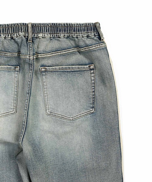 The DUFFER of ST.GEORGE（ザダファーオブセントジョージ）の「「GUM STRETCH DENIM」SIDE LINE WIDE JEANS：超伸縮「ガムストレッチ デニム」サイドライン ワイドジーンズ（デニムパンツ・メンズ・ライトインディゴブルー・SMALL/MEDIUM/LARGE/X-LARGE）」の10枚目の写真