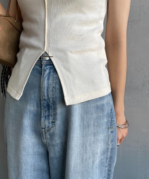 MILLER（ミラー）の「【WEB先行予約】[MILLER/ミラー] 別注 配色 センタースリット パネルリブタンクトップ（タンクトップ・レディース・サックスブルー/ブラック/アイボリー/ボルドー/ブラウン・F）」の18枚目の写真