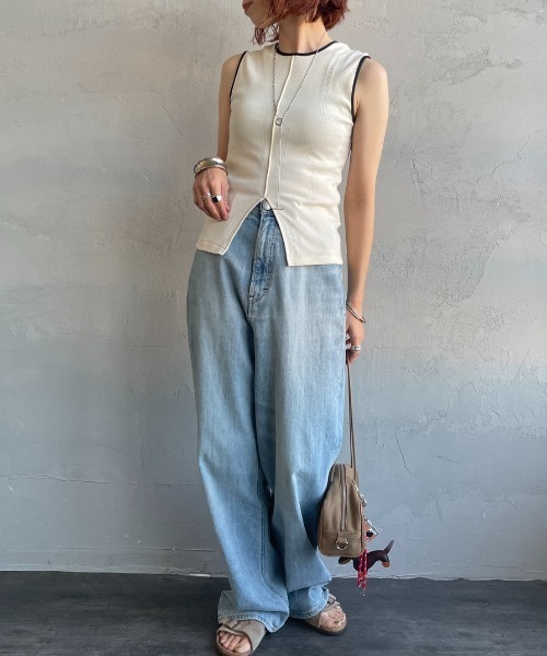 MILLER（ミラー）の「【WEB先行予約】[MILLER/ミラー] 別注 配色 センタースリット パネルリブタンクトップ（タンクトップ・レディース・サックスブルー/ブラック/アイボリー/ボルドー/ブラウン・F）」の14枚目の写真