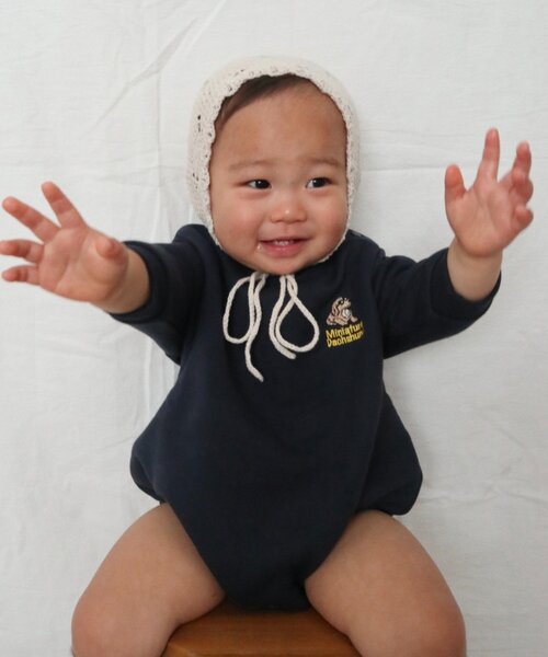 CIAOPANIC TYPY（チャオパニックティピー）の「【BABY】DOG刺繍スウェットロンパース/WEB限定カラーあり（Tシャツ/カットソー・キッズ・グレー/チャコールグレー/ネイビー・80）」の15枚目の写真