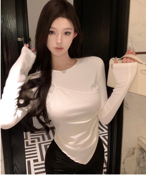 semuse(セミューズ)の「フェイクレイヤードシェイプトップス(Tシャツ/カットソー・レディース・グレー/ブラック/ホワイト・FREE)」の12枚目の写真