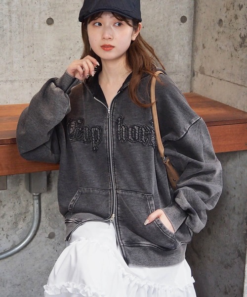 tiptop（ティップトップ）の「アソートロゴダブルZIPパーカー（パーカー・レディース・ネイビー/チャコールグレー/グレー/ブラック系その他/グレー系その他・FREE）」の2枚目の写真