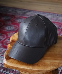 Well-Tailored（ウェルテイラード）の「Well-Tailored SYNTHETIC LEATHER CAP PUレザー 軽量 お手入れ簡単 オールシーズン対応（キャップ）」