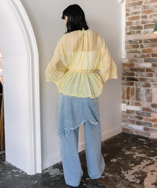 AULA AILA（アウラアイラ）の「シアードローストリングブラウス（シャツ/ブラウス・レディース・イエロー/ライトブルー/ブラック・0）」の10枚目の写真